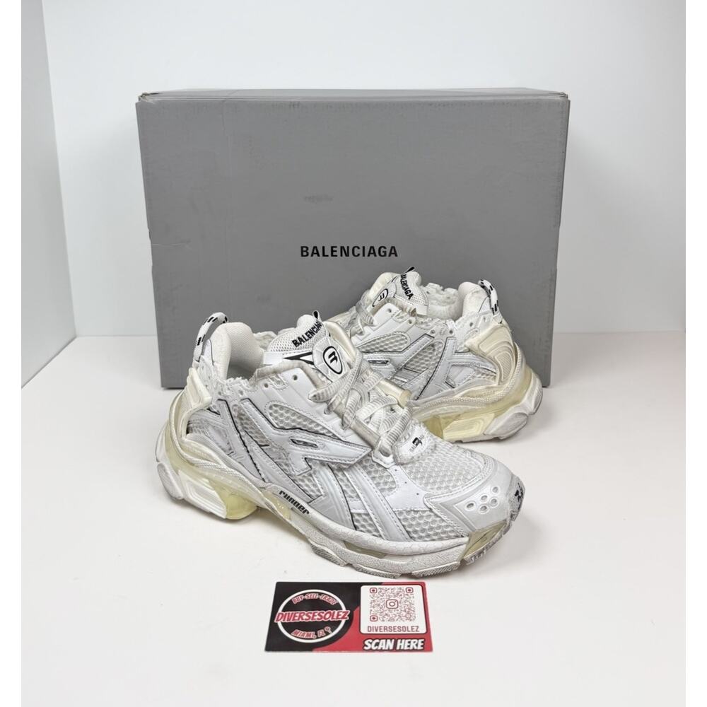 Size 34EU/4W - Balenciaga Runner White Distressed Sneakers🤍 NEW/ RETAIL $1.2K!